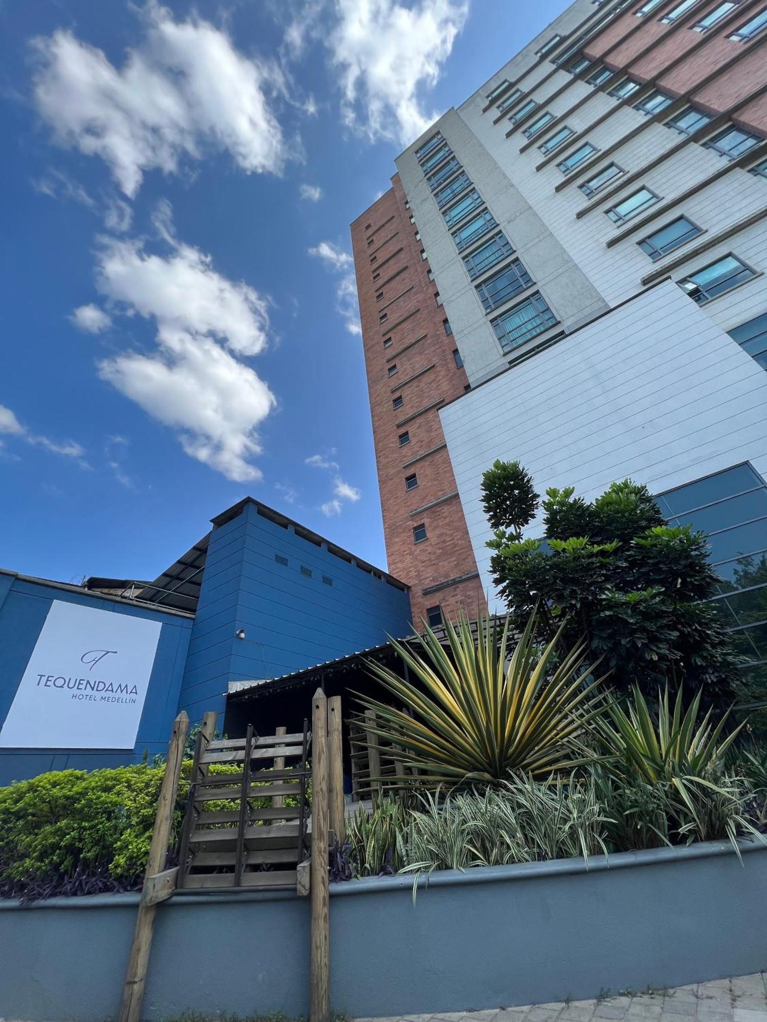 Tequendama Hotel Medellin - Estadio Exteriör bild